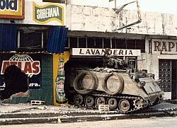 Archivo:PanamaM-113JustCauseUS-Invasion