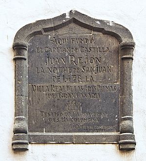 Archivo:Placa conmemorativa de la fundación de LPGC