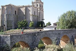 Puente medieval e Iglesia de Nuestra Señora de la Asunción