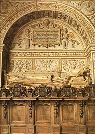 Sepulcro de la reina Doña Juana Manuel, hija de Don Juan Manuel y esposa de Enrique II, rey de Castilla y León. Capilla de los Reyes Nuevos de la Catedral de Toledo