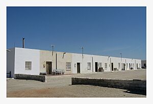 Archivo:Small Houses near Cabo de Gata - panoramio