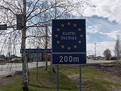 Archivo:Swedish border sign Tornio