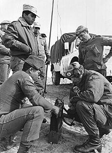 Archivo:UNEF.Canada.Panama.74