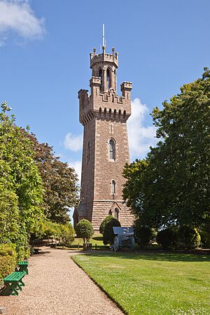 Archivo:Victoria Tower St Peter Port
