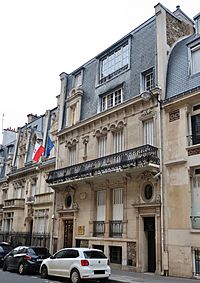Archivo:136 rue de Longchamp, Paris 16e