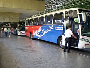 Archivo:AeroportoGuarulhos Bus