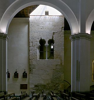 Alminar de la Iglesia de Santiago (Córdoba) (cropped).jpg