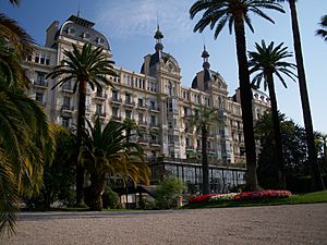Archivo:Ancien palace Excelsior Hôtel Régina à Nice