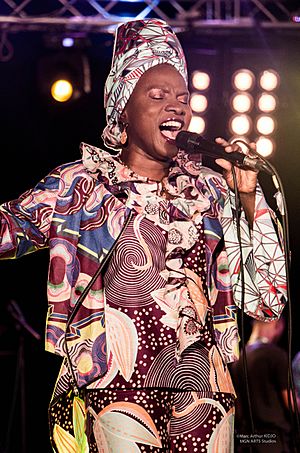 Archivo:Angelique Kidjo - Photo- Cotonou, 2017