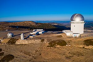 Archivo:Astrophysical Observatory of Javalambre