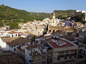 Archivo:Buñol. Castillo. Vistas desde la Torreta