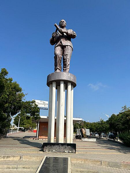 EstatuaJoeArroyoBarranquilla