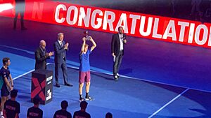 Archivo:Jannik Sinner after winning NextGen ATP Finals in Milan, 2019
