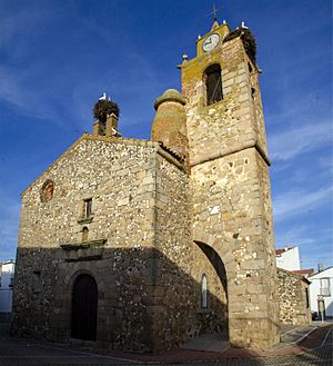 Archivo:La Nava de Santiago - Iglesia de Nuestra Señora de la Asunción