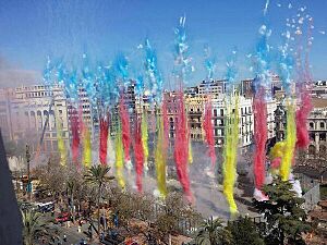 Archivo:Mascletà Senyera