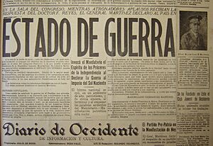 Archivo:Newspaper declaring the entrance of El Salvador during the dictatorship of Maximiliano Hernández Martínez; in the decime world war