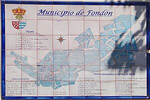 Archivo:Paseo Escuela de Wikicronistas - Fondón 20210916 20