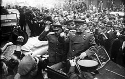 Archivo:Prague liberation 1945 konev