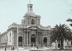 Archivo:Primera Catedral de Chillán