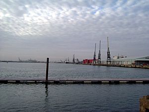 Archivo:Soton river test docks 01