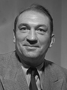 Victor McLaglen, 1935.jpg