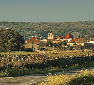 Vista de La Peña, Castilla y León (España).jpg