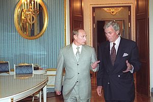 Archivo:Vladimir Putin with Tom Brokaw-1