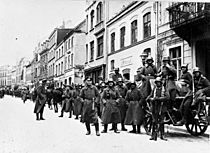 Archivo:Bundesarchiv Bild 119-2815-20, Wismar, Kapp-Putsch, Reichswehrsoldaten