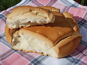 Archivo:CocinaPalentina-Pan de Buenavista de Valdavia 001