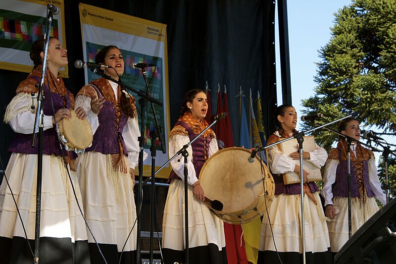 Dia del Inmigrante Buenos Aires 2010 - Galicia 02