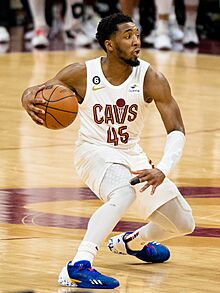 Donovan Mitchell Cavs Playoffs (cropped).jpg