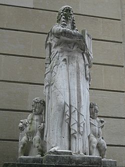 Archivo:Estatuas de Bilbao 026