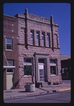First State Bank, Main Street, Holstein, Iowa LCCN2017706187.tif