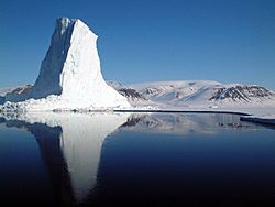 Archivo:Iceberg at Baffin Bay