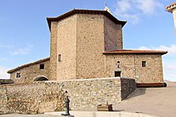 Archivo:Iglesia de San Martin-Torre en Cameros-18066