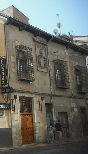 Posada de San Julián (cropped) Casa de las Rejas.JPG