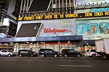 Archivo:Times Square Walgreens, NYC