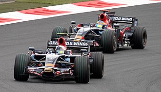 Archivo:Toro Rosso duo 2008 Japan free practice