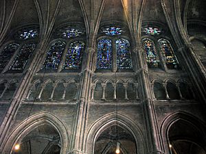 Archivo:Triforium Chartres