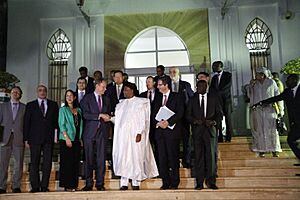 Archivo:UN Security Council meets with the President of Niger (32501919364)