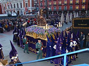 Archivo:Valladolid Cofradia Jesus Nazareno Viacrucis Procesional paso Nazareno ni