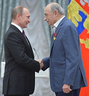 Archivo:Vladimir Putin at award ceremonies (2016-03-10) 02 (cropped)