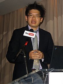 YouTube TaiwanVersionLaunch SteveChen-1.jpg