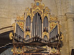 Archivo:36 Tamara de Campos Iglesia San Hipolito detalle organo ni