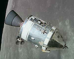 Archivo:Apollo CSM lunar orbit