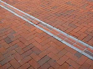Archivo:Boston Freedom Trail path