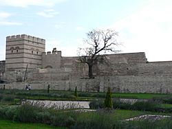 Archivo:Byzantijnse stadsmuren