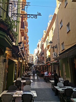 Archivo:CalleStoDomingo