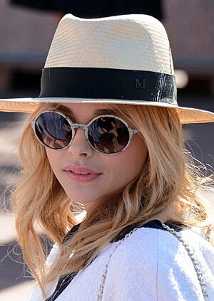 Archivo:Chloe Grace Moretz Cannes 2014