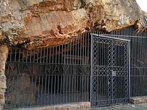 Archivo:Cueva de Maltravieso 03